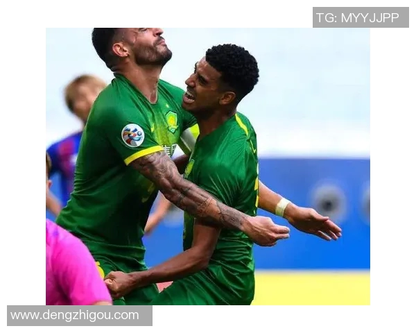 蔚山市民与富川FC激战正酣球迷期待精彩对决与精彩进球时刻