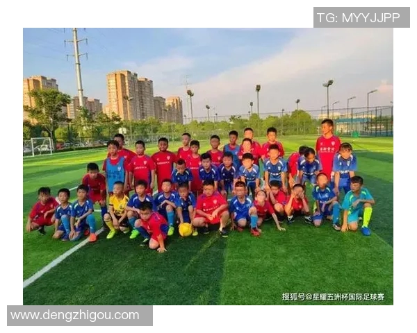 2015年重庆与贵州足球比赛精彩直播视频回顾与分析