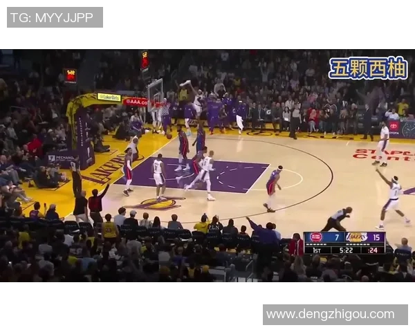 湖人对阵掘金詹姆斯精彩入场瞬间引发全场热烈欢呼