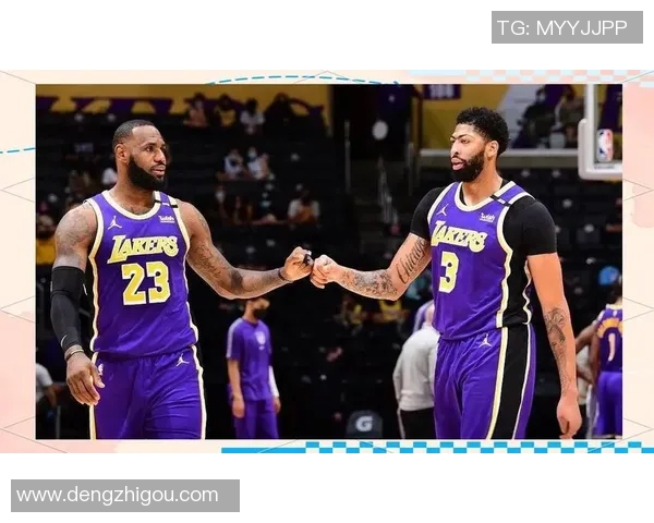 湖人对阵魔术比赛深度分析及双方近期状态对比 湖人对阵魔术比赛深度分析及双方近期状态对比