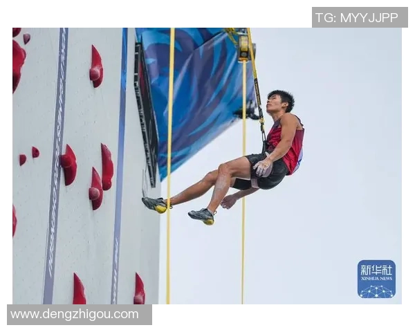 成都攀岩队配合问题引发热议队员间默契与信任的考验MBA