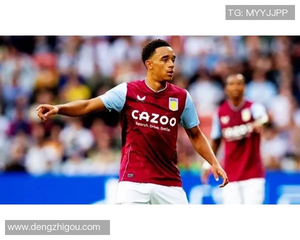 伯恩茅斯与诺丁汉激战正酣比分揭晓精彩瞬间回顾